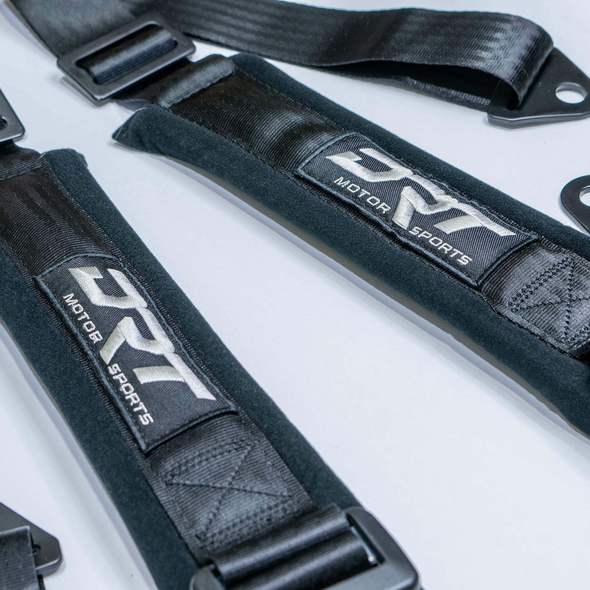 Universal 4 point 2.0" Harness Black